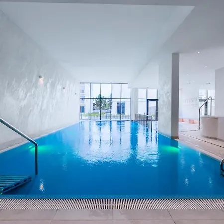 Mika Let's Sea 73 Tuz Przy Plazy, Klimatyzacja, Basen شقة *