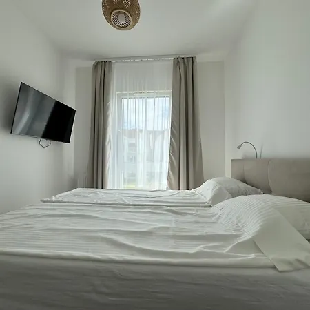 Mika Let's Sea 73 Tuz Przy Plazy, Klimatyzacja, Basen شقة غونسكي